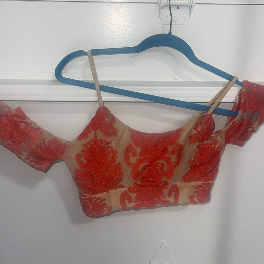 For love and lemons boned red lace crop top